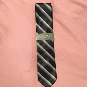 🥳 7/$10! Black and Gray Striped Men's Tie